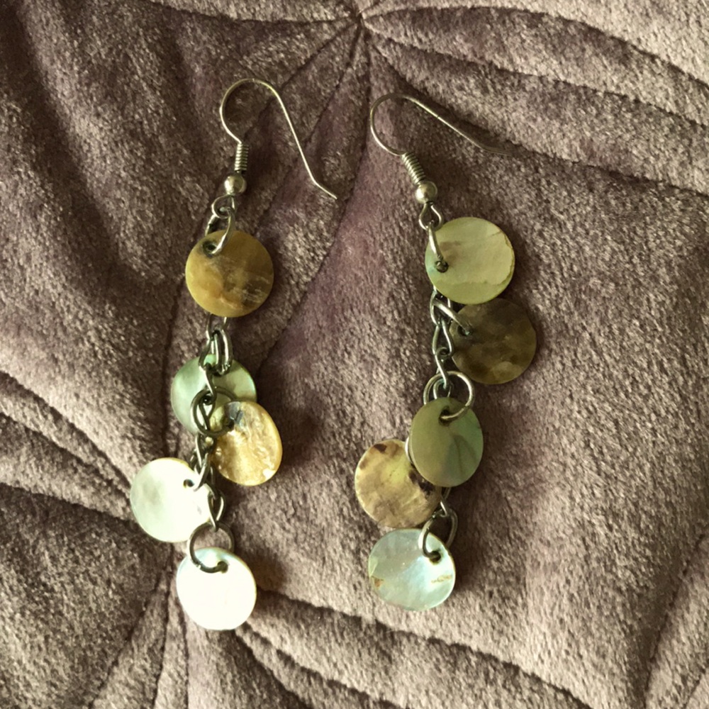 Shell dangle earrings